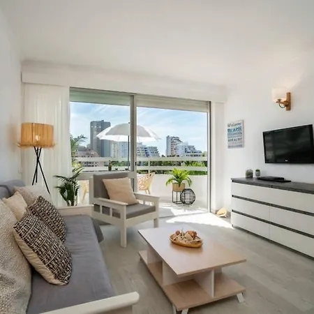 Apartamento Em Frente à Praia Com Piscina E Ténis Apartamento Portimão